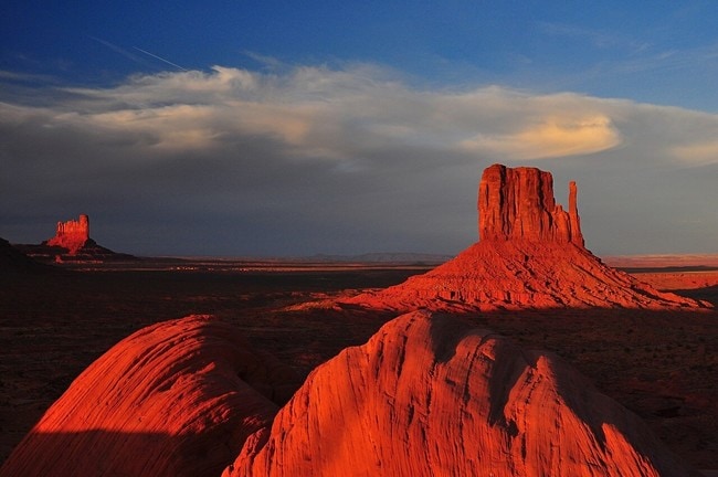 The gorgeous sandstone buttes of Monument Valley