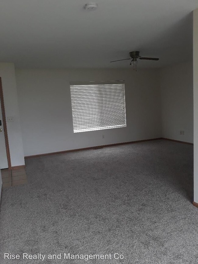 Building Photo - 2 br, 1.5 bath House - 2627 E Park St