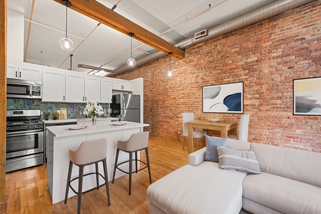 Living Room / Kitchen View 1 - 1525 S Michigan Ave