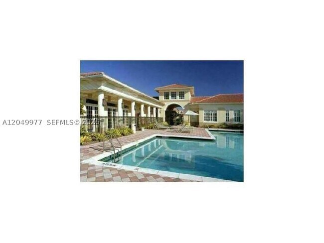 Building Photo - 2544 Centergate Dr