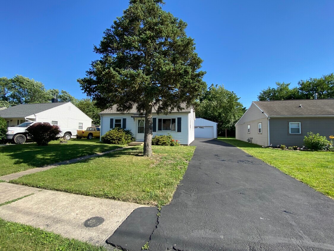 Foto principal - 3001 Underwood St