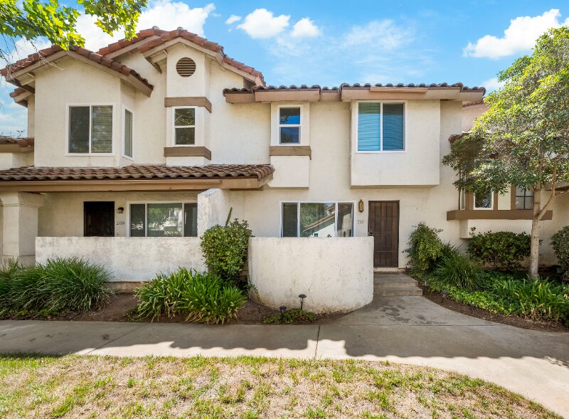 Foto principal - 1651 S Juniper St