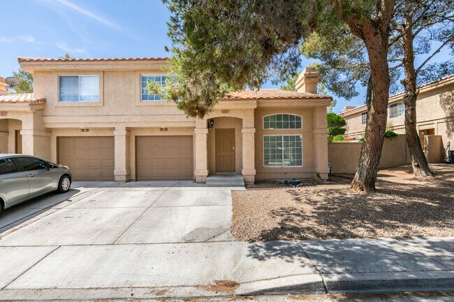 Building Photo - Charming 2-Bed, 2.5-Bath Townhouse in Prim...
