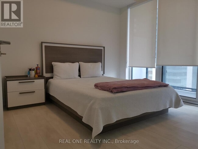 Photo du bâtiment - 85 Oneida Crescent