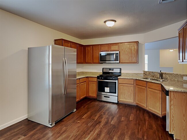 Foto del edificio - 22115 Guston Hall Ln