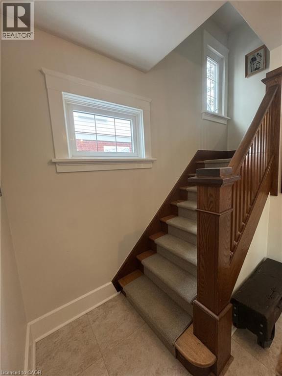 Photo du bâtiment - 48 Fairview Ave