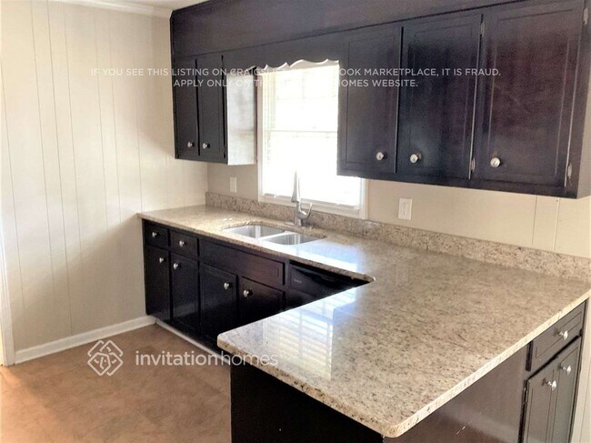 Foto del edificio - 4473 Heavitree Ct