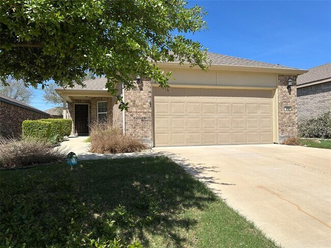 Foto del edificio - 410 Holiday Creek Ln