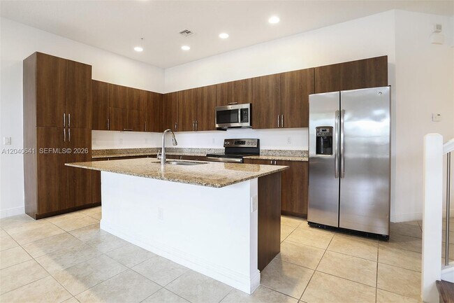 Building Photo - 12453 NW 17th Manor