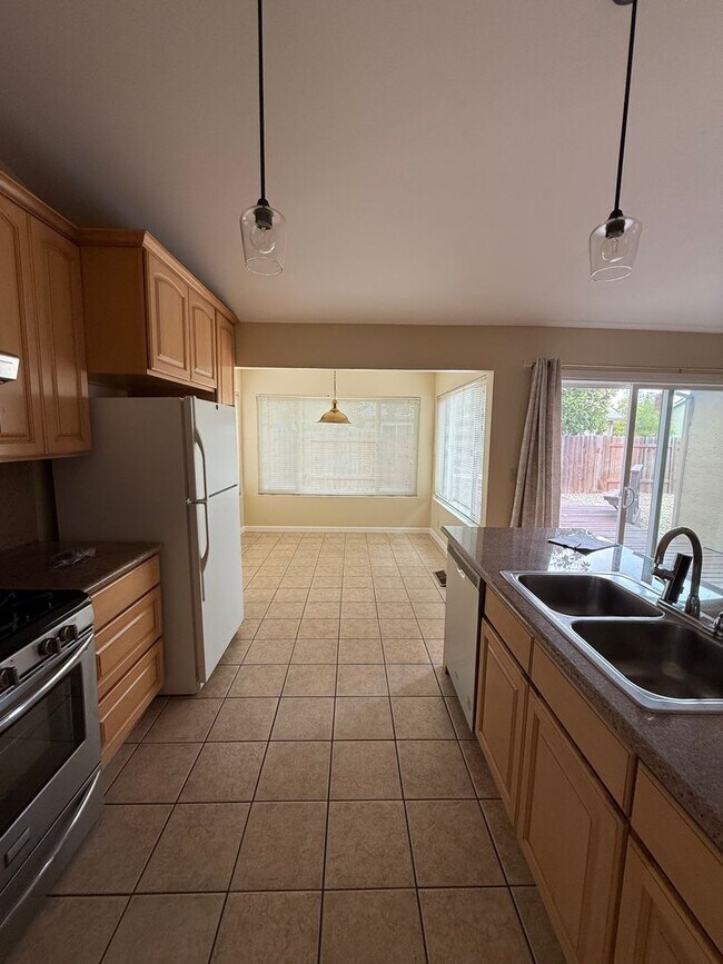 Foto del edificio - 2878 Cypress Way