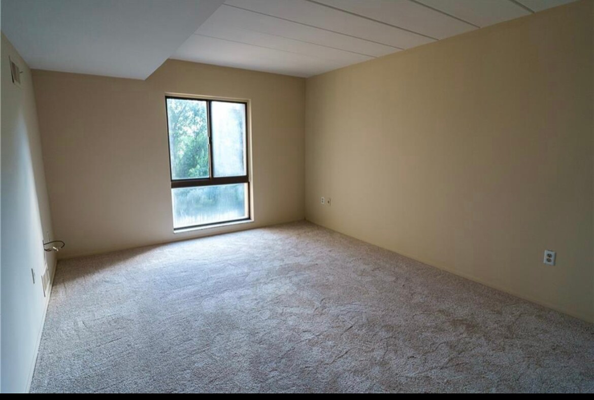Foto principal - 2034 Swallow Hill Rd