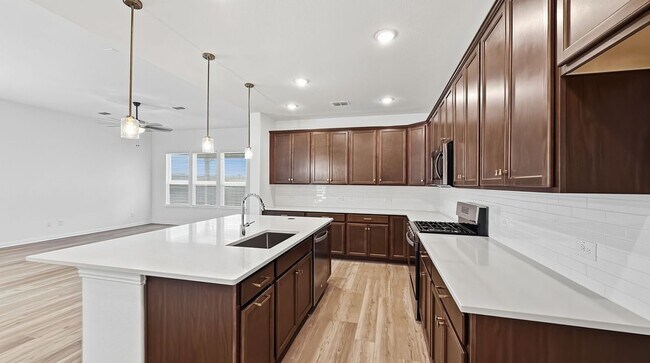 Building Photo - 2508 Marigot St