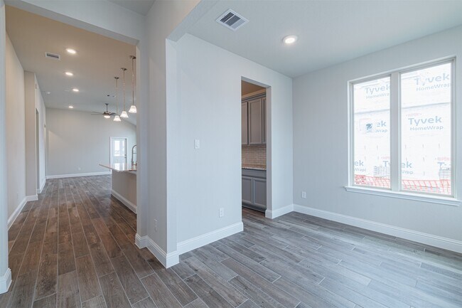 Building Photo - 12611 White Pelican Ct