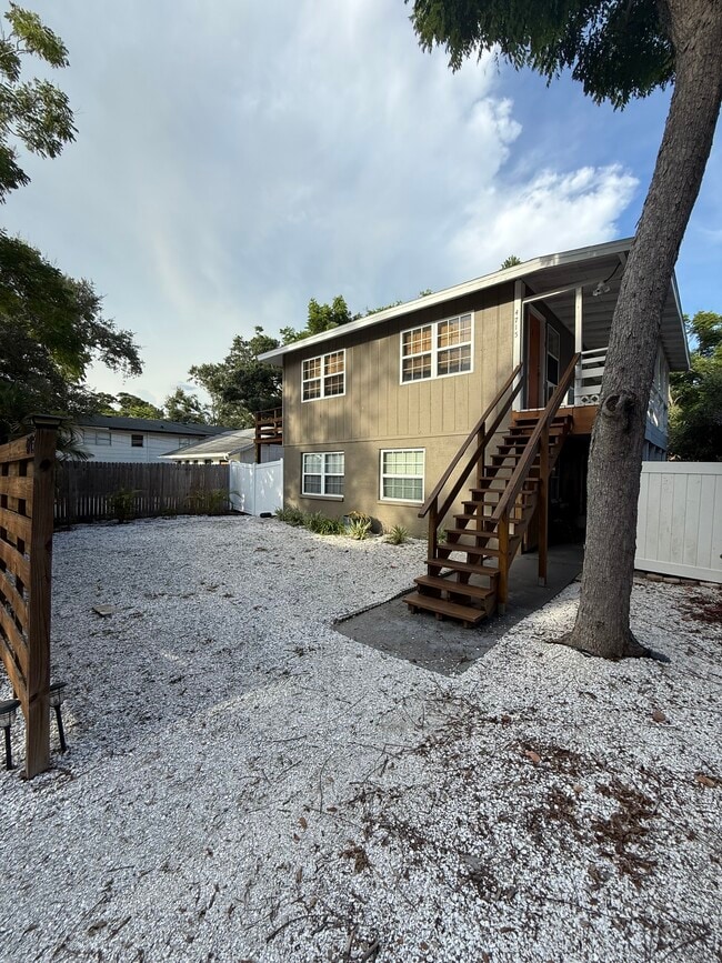 Foto del edificio - 4715 Hollingsworth Ave