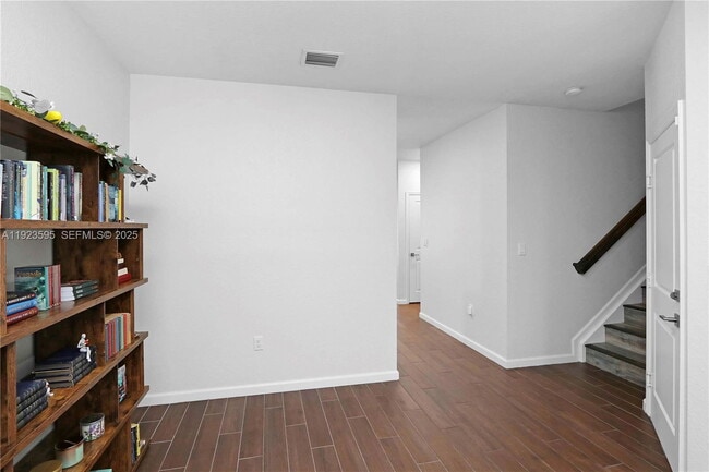 Building Photo - 14580 SE 26th Ave