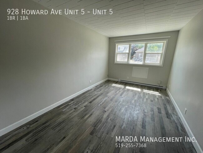 Building Photo - FULLY RENOVATED 1BED/1BATH APRTMNT UNIT IN...