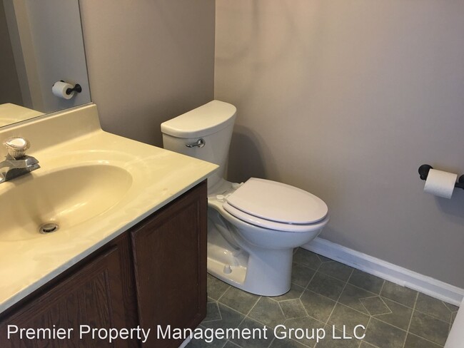 Building Photo - 5123 Mallards Landing Dr