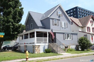Building Photo - 49 Pleasant St