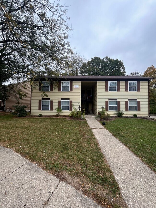 Building Photo - 60 Ironwood Ct