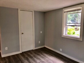 Building Photo - 1731 Meyers Ln