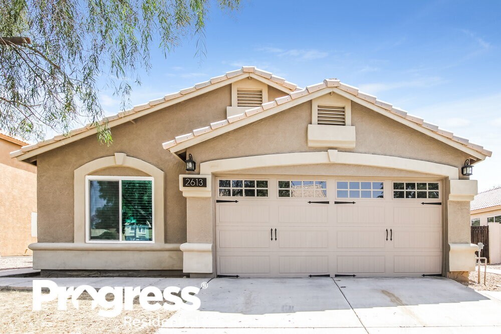 Primary Photo - 2613 S Ananea