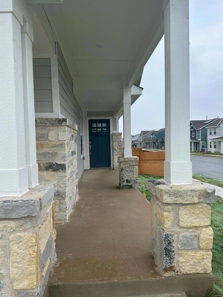 Building Photo - 346 Carmello