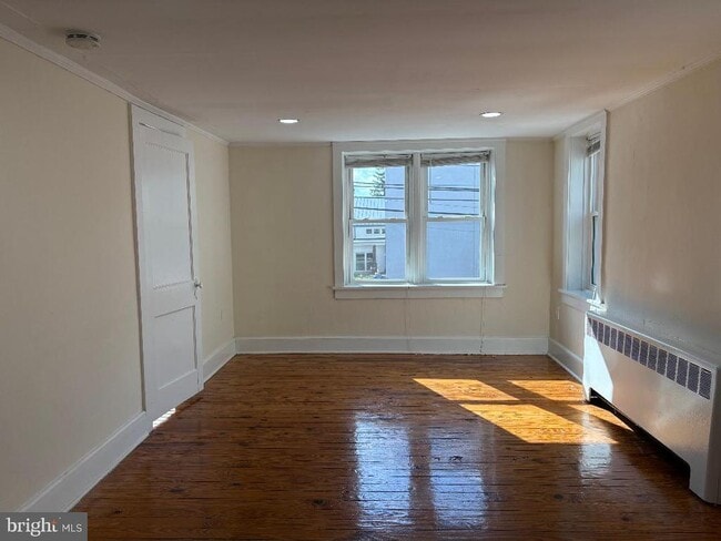 Building Photo - 24 N Union St