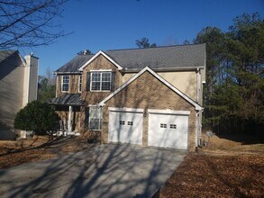 Building Photo - 5797 Village Loop