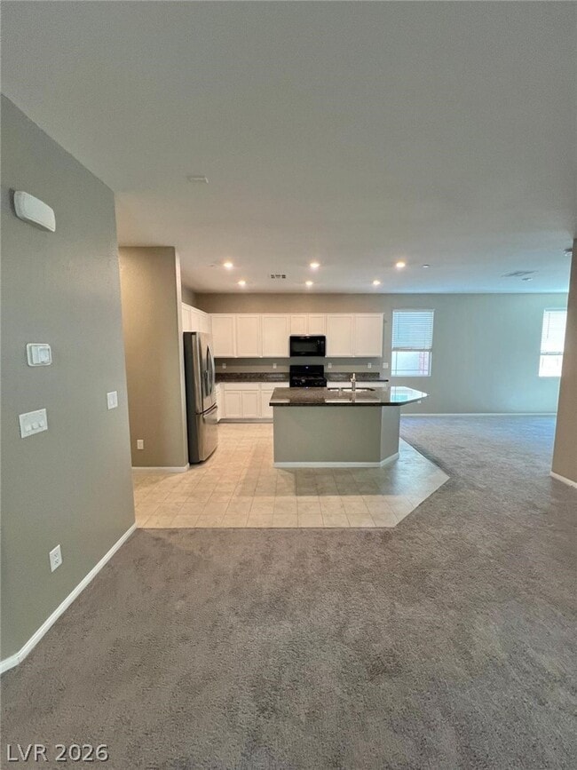 Foto del edificio - 6071 Castle Gardens Ave