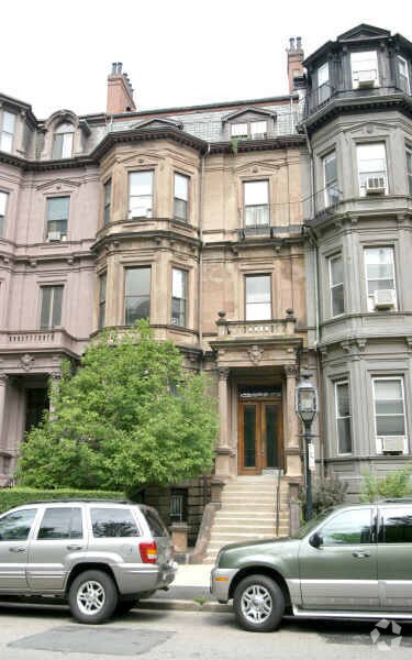 Building Photo - 37 Commonwealth Ave