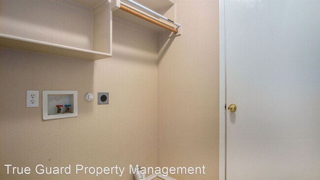 Foto del edificio - 3 br, 2 bath House - 7636 Lawnsberry Drive