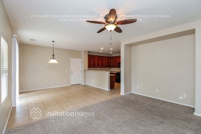 Foto del edificio - 5842 E Grove Ave