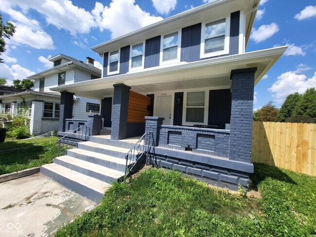 Building Photo - 1630 N Arsenal Ave