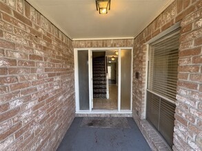 Building Photo - 17159 Beaver Springs Dr