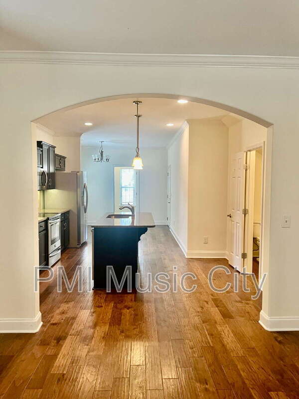 Foto del edificio - 956 Innsbrooke Ave