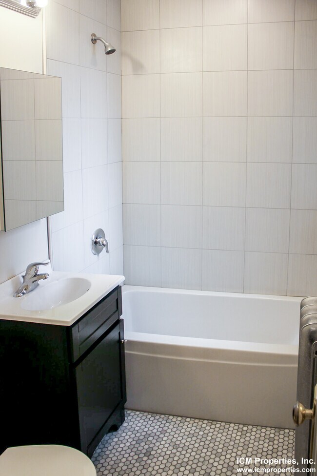 Foto del edificio - 5158 N Leavitt St