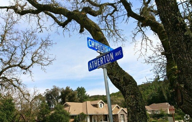 Foto del edificio - 777 Atherton Ave