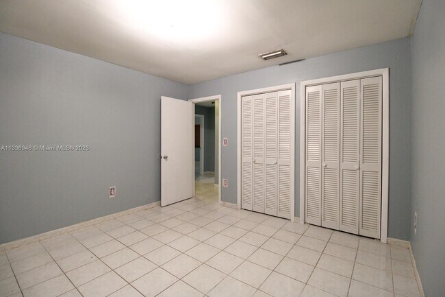 Foto del edificio - 5193 NW 2nd Terrace
