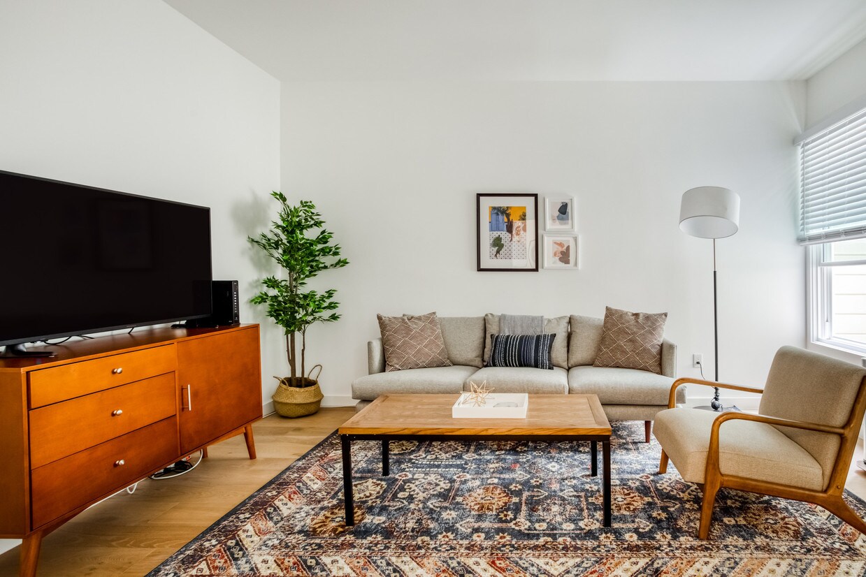 Foto principal - 1230 Jackson St