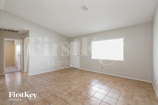 Foto del edificio - 246 Denver Way