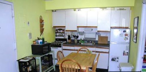 Foto del edificio - 242 E 2nd St