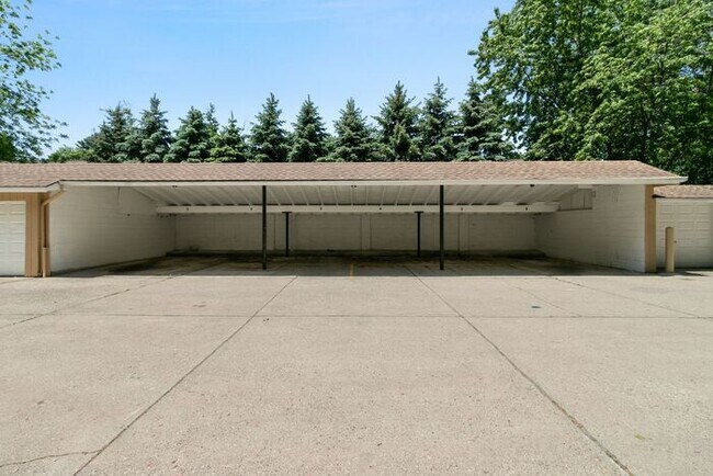 Building Photo - Charming 1 bedroom