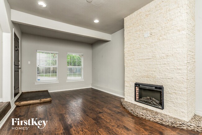 Foto del edificio - 11517 Fernald Ave