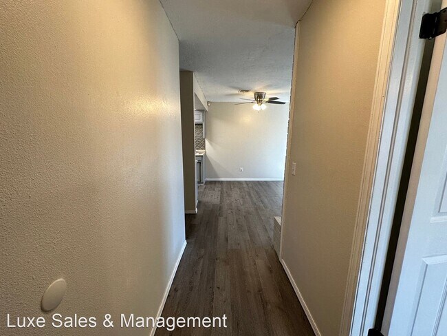Building Photo - 3 br, 2 bath House - 522 Peppertree Lane