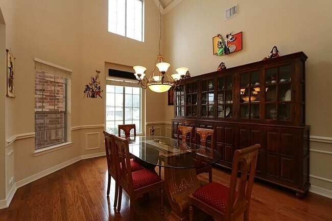 Building Photo - 7610 Hampton Bay Ln