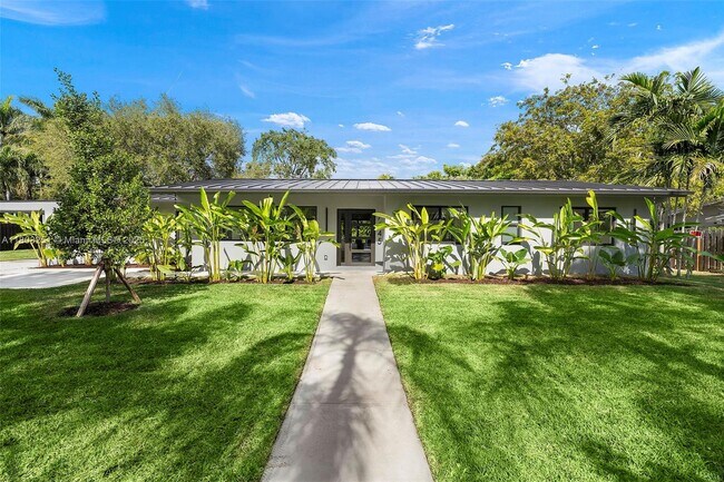 Building Photo - 7445 SW 128th St