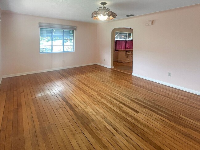 Foto del edificio - 3521 4th Ave N