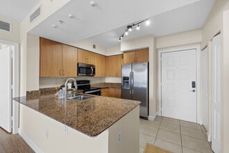 Building Photo - 1830 Radius Dr