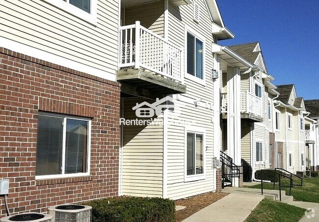 Building Photo - 2323 E Porter Ave