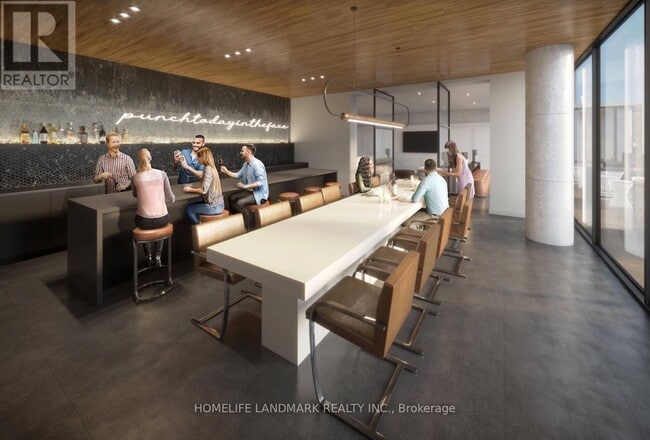 Building Photo - 270 Dufferin St